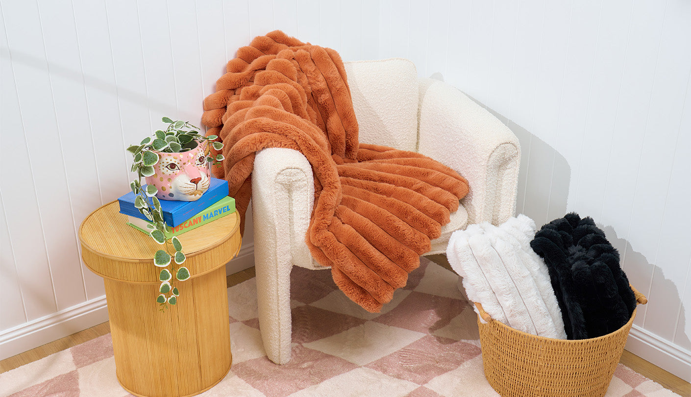 Throws & Blankets