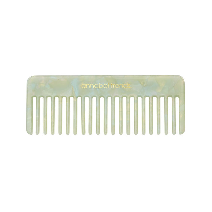 tamed hair comb
