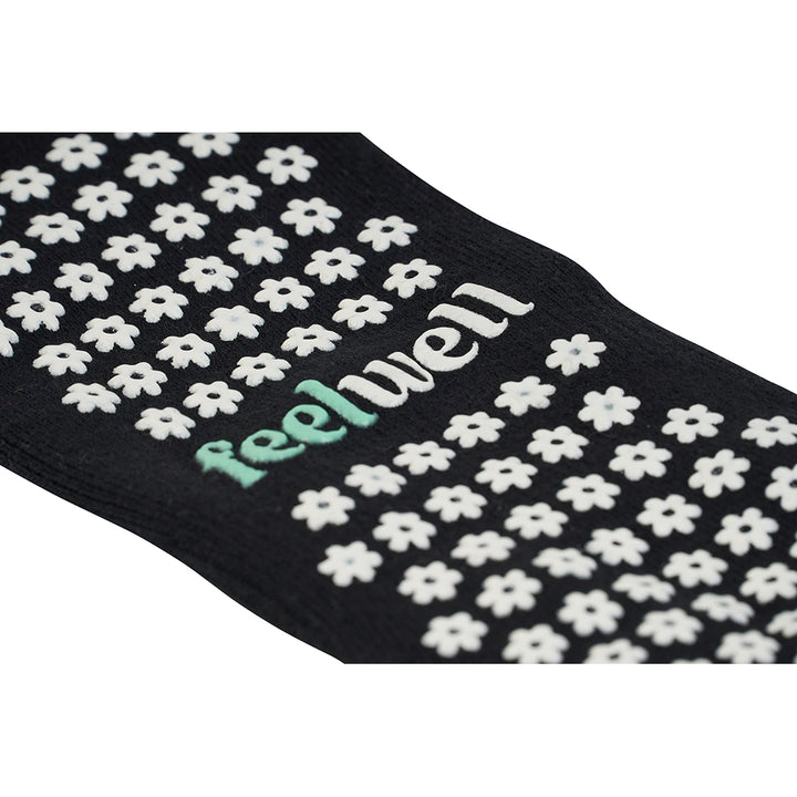 Feel Well Pilates socks- black