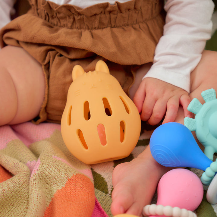 Annabel Trends - Silicone Roly Rattle - Bear - cat - Blue - yellow - Bath toys - roly poly