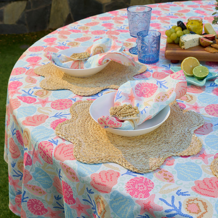 Annabel Trends - Wavy Placemats - Shelly Beach - Tablecloth - palm tumblers