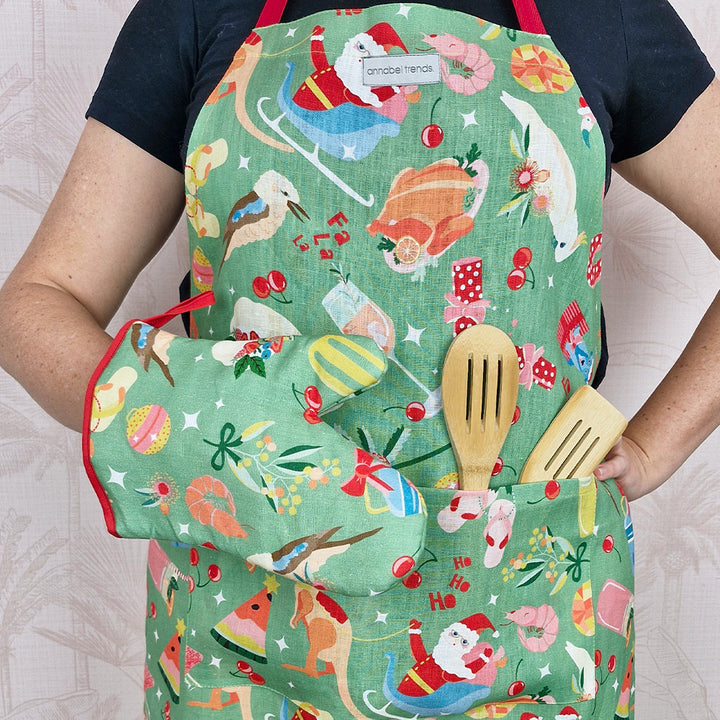 Holiday-Green-Apron-Oven-Mitt-Christmas