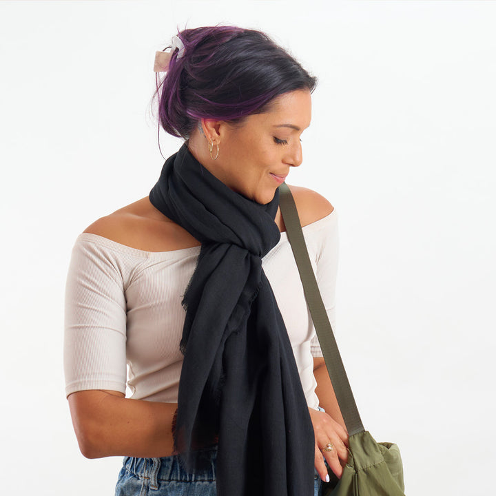 Annabel Trends - Travel Wrap - Black - over shoulder bag