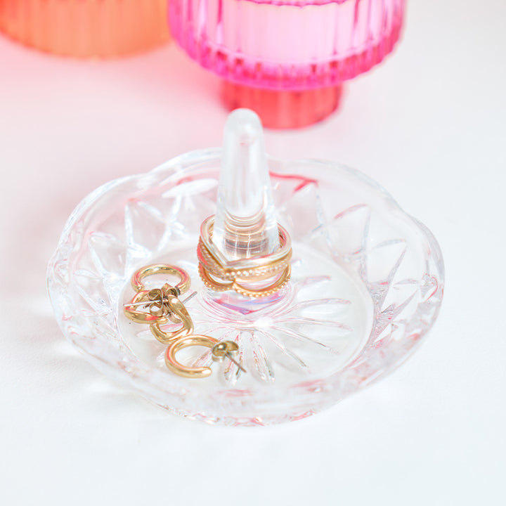 Annabel Trends clear ring holder