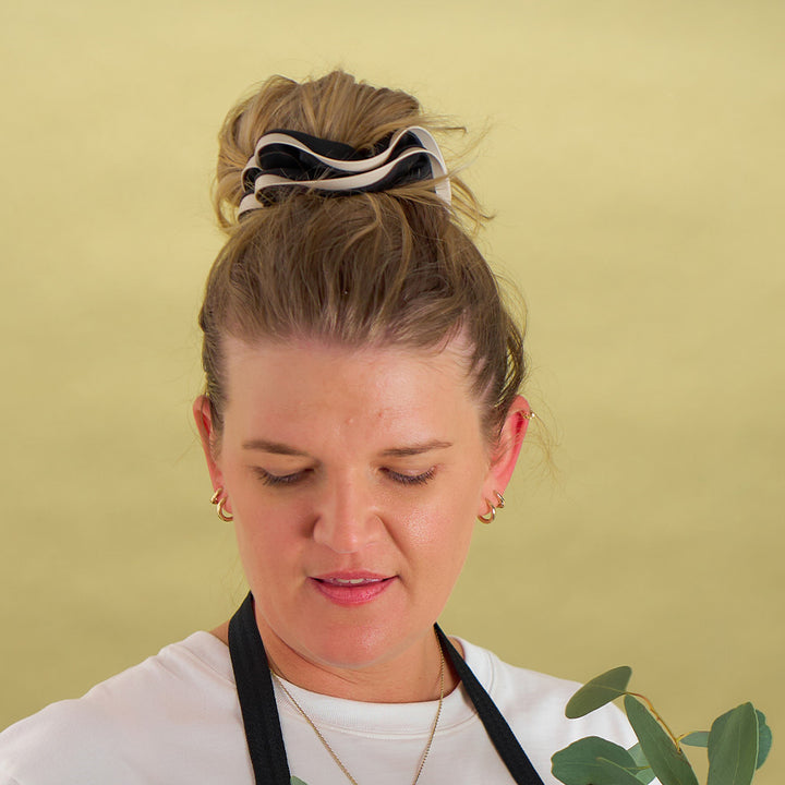 Annabel Trends Tamed Double Scrunchie