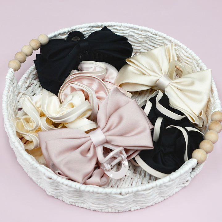 Annabel Trends Tamed double scunchies and bow claws