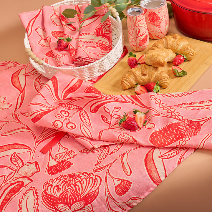 Annabel Trends Trailing Natives Linen Tablecloth, napkins and red stripe napkins