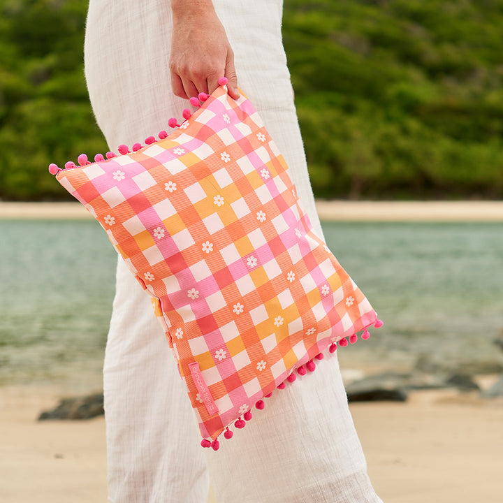 Inflatable Beach Pillow - Daisy Gingham