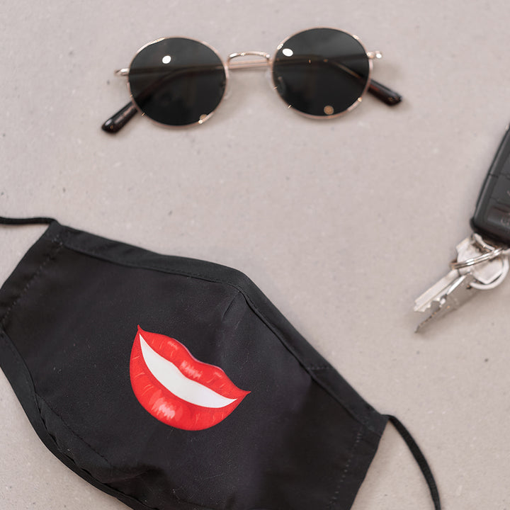 Face Mask - Contoured - Lips