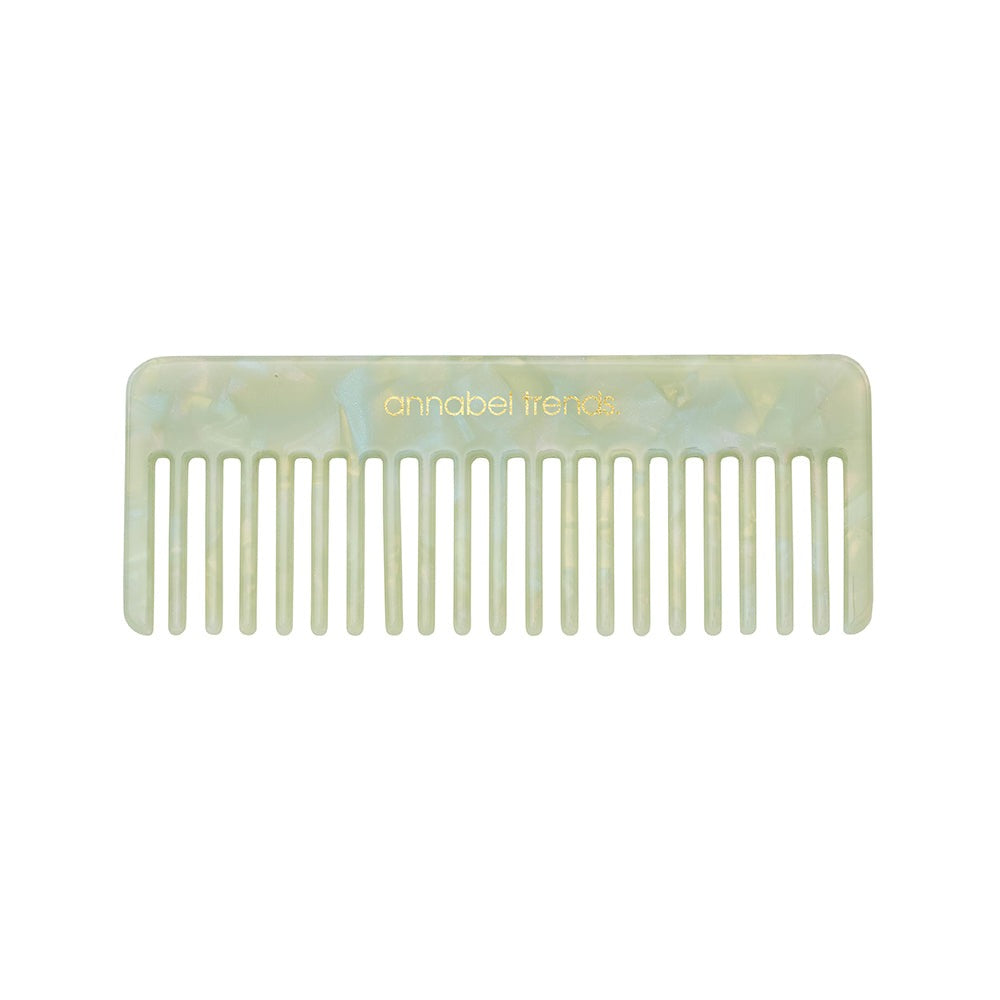tamed hair comb