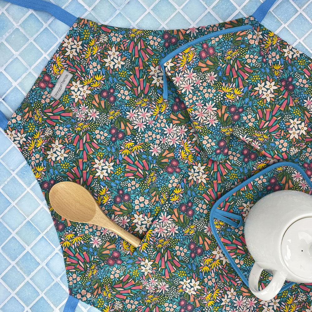 Field Of Flowers Design Cotton Apron and Kitchen Ware