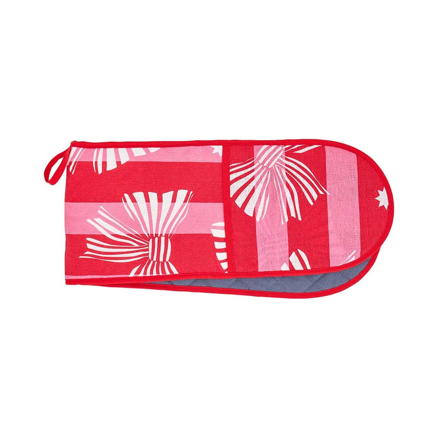Red stripe oven mitt with white bow pattern on a white background