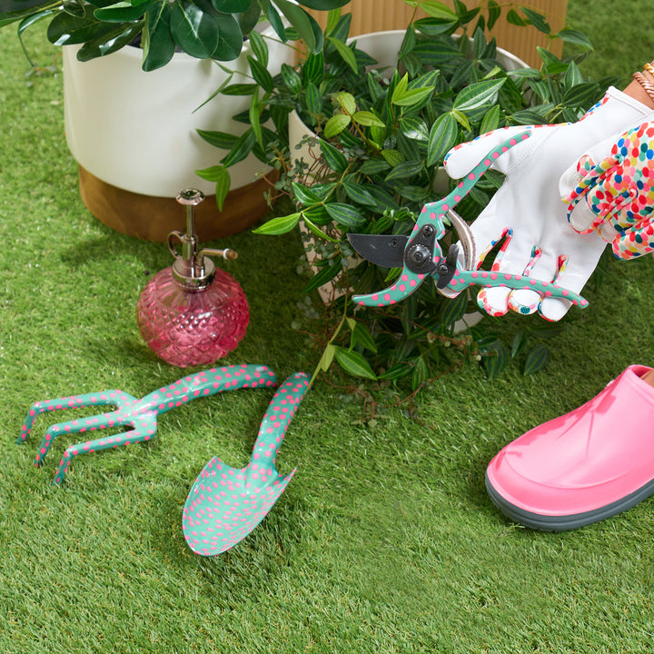 garden tools confetti