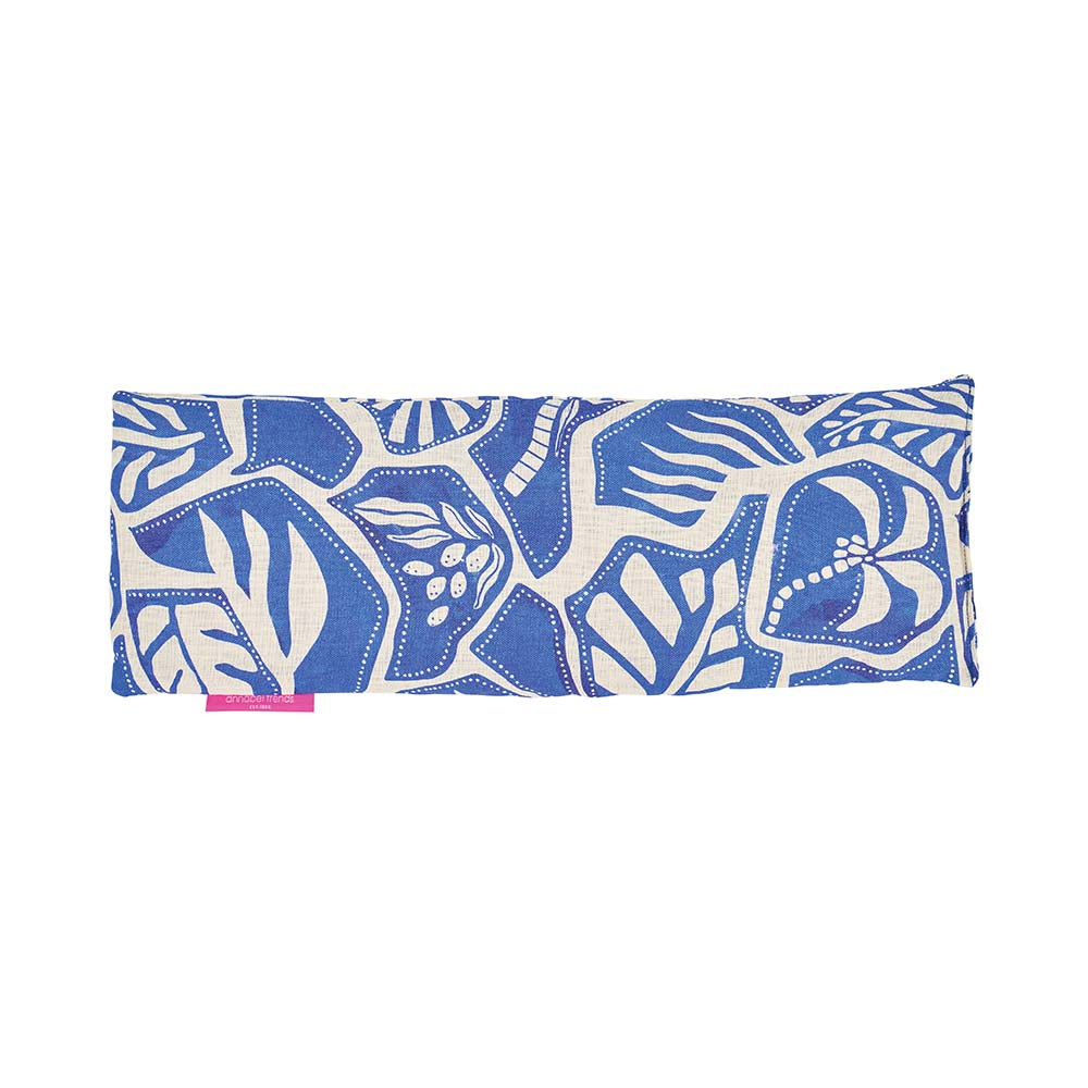 Blue and white patterned pouch heat pillow