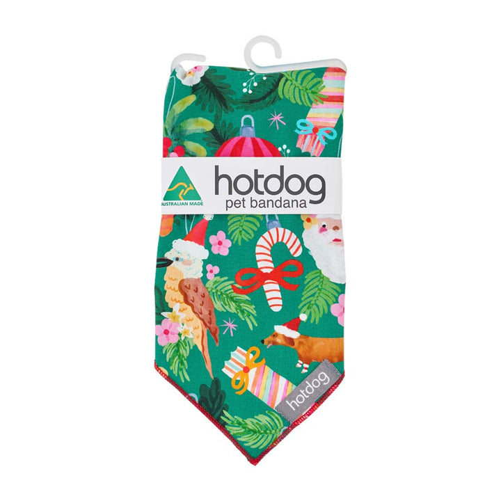 Hotdog pet banner with green christmas print banner
