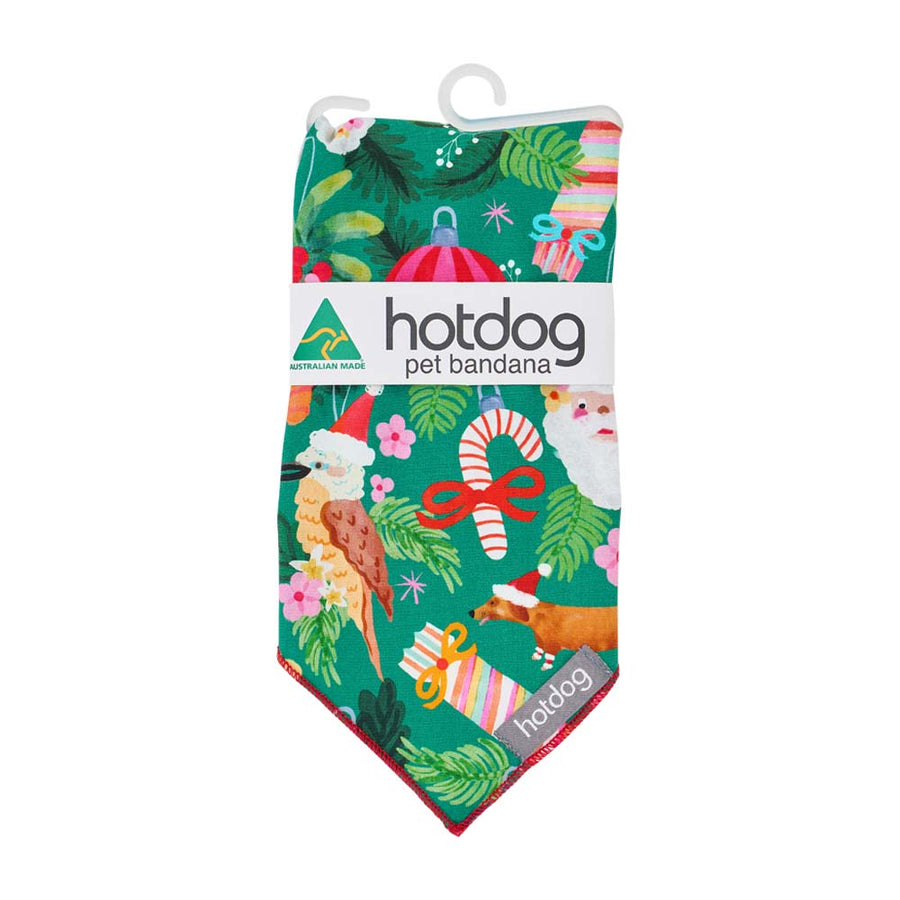 Hotdog pet banner with green christmas print banner