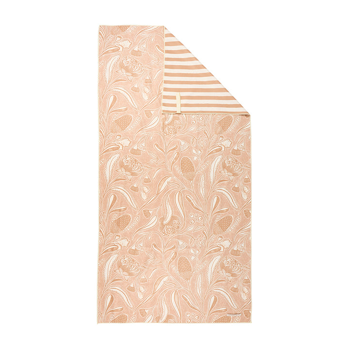Annabel Trends Sand Free Beach Towel in Trailing Natives Tan