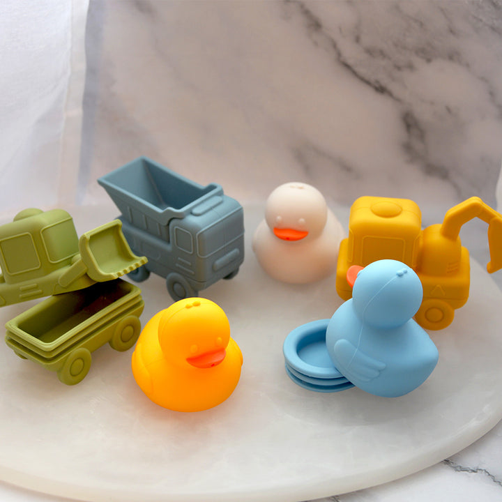 Annabel Trends Silicone duck and Truck bath toys