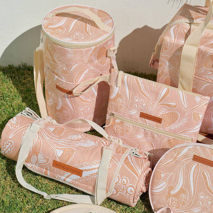 Annabel Trends Trailing Natives Picnic cutlery set, cooler bags, beach pouch