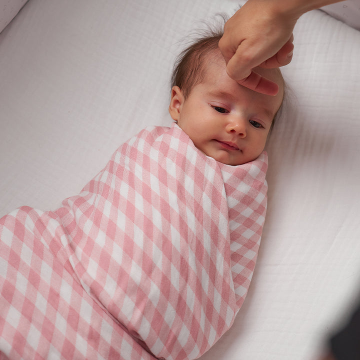 Baby Muslin wrap/swaddle - gingham pink